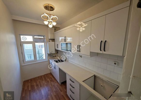 Fener Yolu Üstün'de 3+1orjinal Bağımsız Full Yapılı!!!