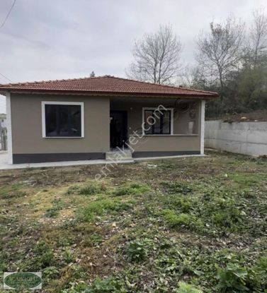 Kaynarca Şeyhtimarı 350 M² İmarlı Arsa İçinde 2+1 Müstakil Ev