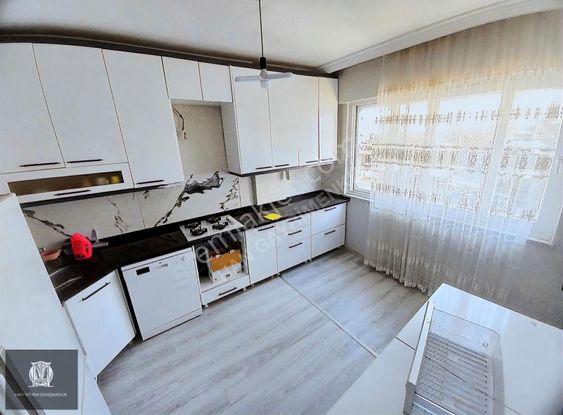 Avsallar Merkezde Süper Konumda