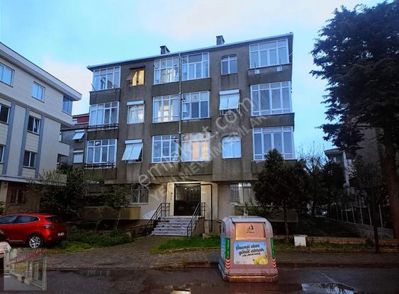 İst B.çekmece Dizdariye Mahde Satılık 2+1 +100 M2 Kat3 Göl Manza