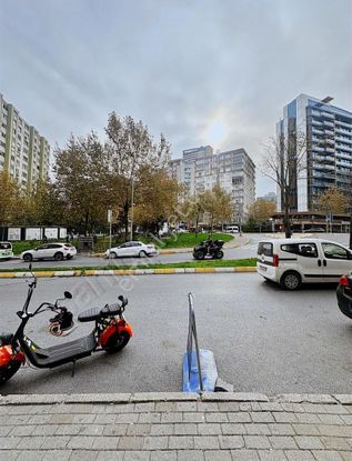 Beylikdüzünde Büyük Depolu Tekel Bayi
