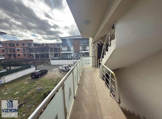 Sınırsız Kredi İmkanı Ara Kat Eşyalı Kombi Doğalgazlı 1+1 Yazlık