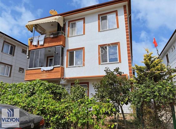 Karasu'da Denize Yakın 3. Kat 1+1 Fırsat Yazlık