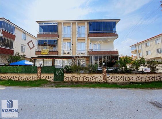 Akkumda Denize 100 Metre Açık Cephe Ara Kat Kombi Petekli 2+1