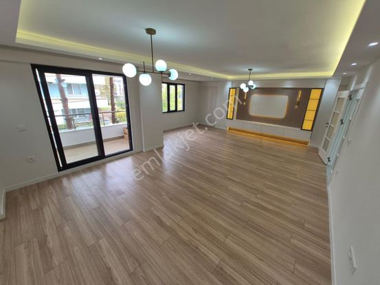 Sabri Pınarbaşı'dan Akçay'da Geniş Kullanımlı Full Yapılı 3+1 Daire