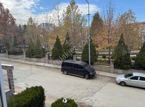 Derman'dan*ön Cephe*140m2*park Manzaralı*uçaklı Park Mevki