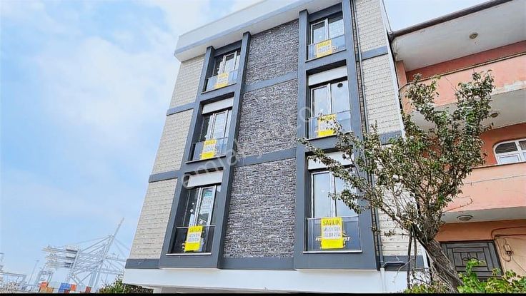 Körfez M.sinan Mah Satılık 2+1 Arakat Kısa Süre Geçerli Fiyat