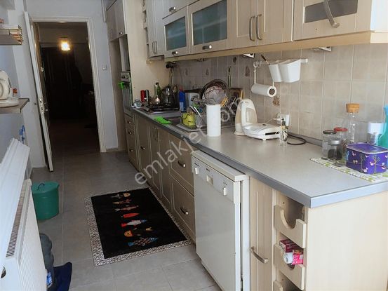 Poligon Metro Yakını Doğalgazlı Eşyalı Bakımlı