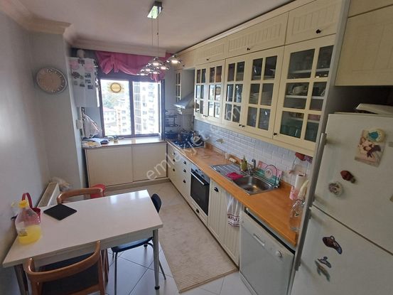 Mertcan Dan Yakacık Meydana Yürüme Arakat 3+1 İskanlı Lüks Daire