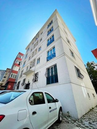 Mertcan Dan Adnan Kahveci Metroya 7 Dk Arakat 2+1 İskanlı Lüks Daire