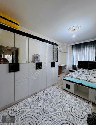 Cadde Üstü 2+1 Masrafsız Kelepir Daire