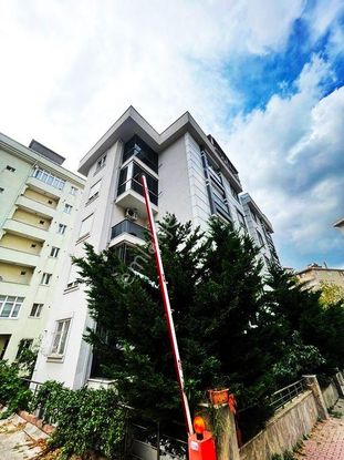 Yakacık Meydana Yürüme İskanlı 4+2 Ebeveyn Banyolu - Ankastreli Dubleks