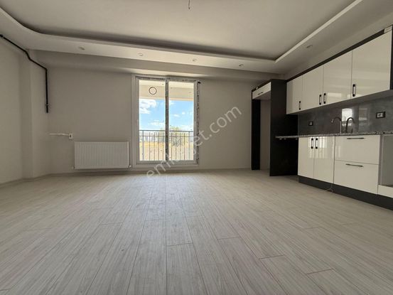 🏡muradiye Mahallesi 🏡 ✅1+1 M2 55 3 Katlınım Zemin Katı ❇️kombi Petekli