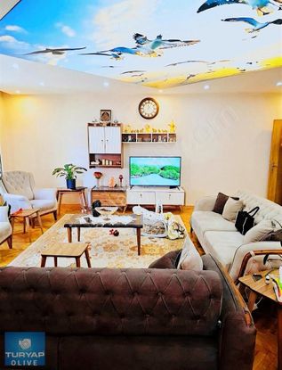 Avcılar'da 3+1 180m2 Satılık Fırsat Daire