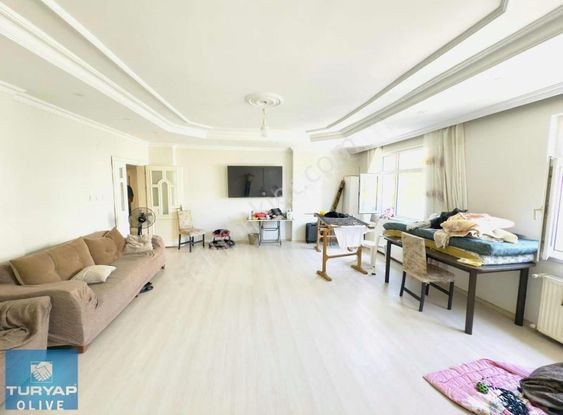 Zeytinburnu Sümer Mahallesi'nde Fırsat 4+1 Satılık Daire