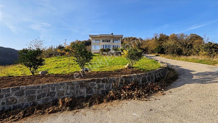 Biz Burada Yaşamalıyız" Dedirten 5774 M2'lik Müstakil Bir Yaşam