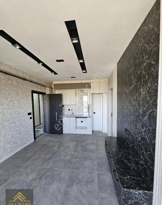 Sirinköyde Satılık Arakat Apart