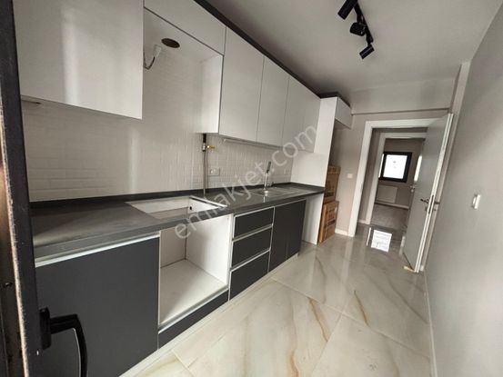 Hatay Metrosuna Yakın Satılık 3+1 Asansörlü Otoparklı Daire