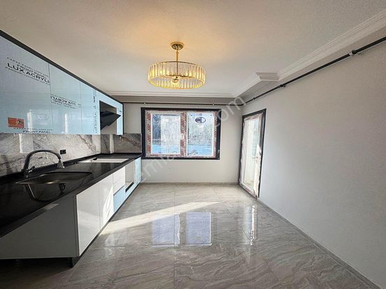 Nes Yapı'dan Beylikdüzü Yakuplu'da Metrobüse 5 Dk 3+1 Sıfır Çift Balkonlu Arakat Satılık Daire