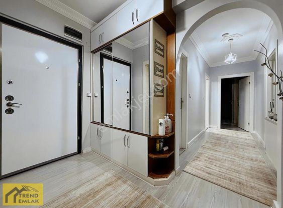 Trend'de Cadde Üzeri 1.kat Ön Cephe Full Lüx Yapı 3 Cam Balkon**