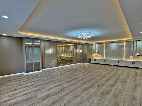 Nes Yapı'dan Metrobüse Yürüme Mesafesinde Dekorlu Arakat Daire!!