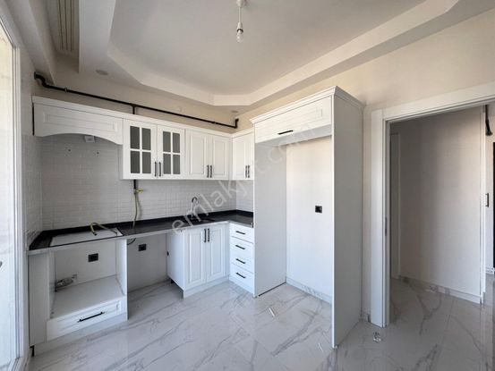 Acil Kiralık Östadyum Yanı Özay Yapı Kalitesiyle Büyük Tip 2+1 Lüks Daire