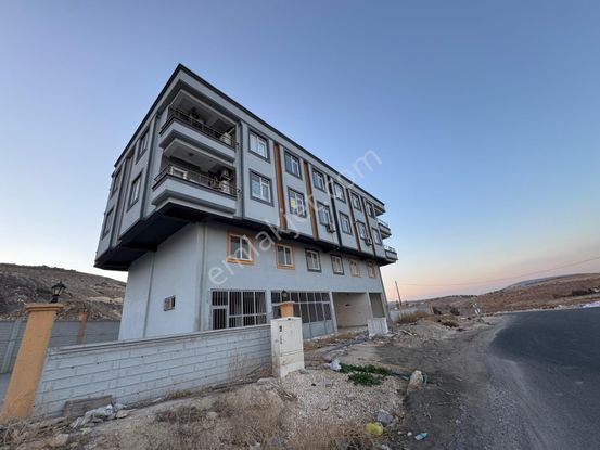 Yavuz Emlak Tan Satılık Daire Arakat Karaköprü Fuar Alanı Yanı 1+1 Acıl