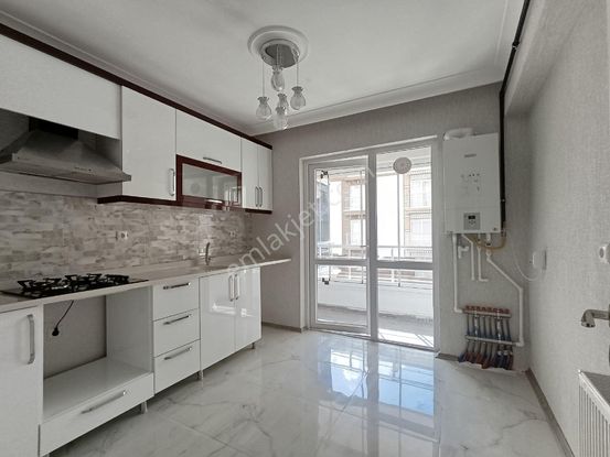 Öz Eda Emlak Tan Satılık 3+1 Full Yapılı Daire Bağlum Karakaya Da