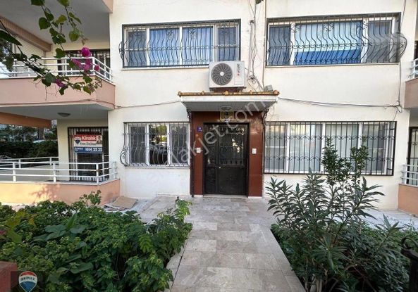 Kuşadası Marina Mevkii Bakımlı 3+1 Kiralık Daire