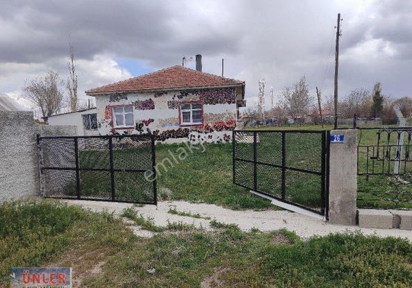 Alhan Mahallesi İçinde Hazır Kurulu Düzen Çiftlik