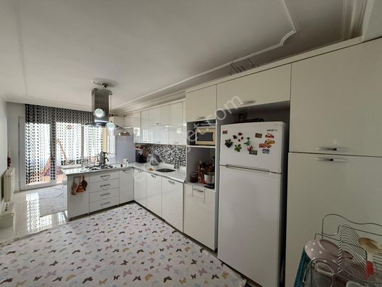 Diclekent'de Yüksek Giriş Katta Temiz Satılık 4+1 Daire