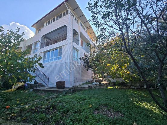 Didim Akköy, De Doğa İçinde Satılık Deniz Manzaralı Yazlık