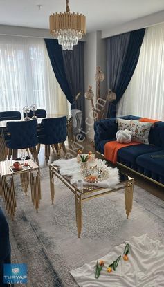 Zeytinburnu Livza Sitesi Ön Cephe Teraslı Kapalı Mutfak 2+1