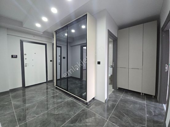 Doğukent Caddesi Yakını Sıfır 3+1 Kiralık Daireler...