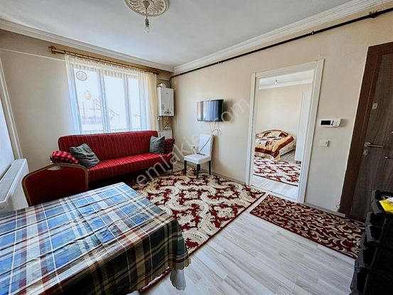 Turkuazdan Şehrin Merkezi Mevlanada Full Eşyalı Kiralık 1+1