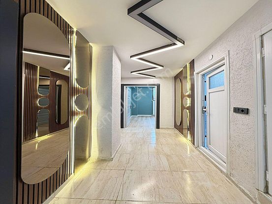 Esenyurt Yeşilkent Mahallesinde Metrobüse Yakın İçi Dekorlu 2+1 Bahçe Katı Daire