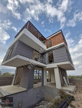 Kaçırılmayacak Fırsat 240m2 Trıbleks Y.havuzlu