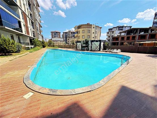 Gültaş Emlaktan Kadıköyde Satılık Yüzme Havuzlu Modern 1+1 Daire Yatırıma Uygun