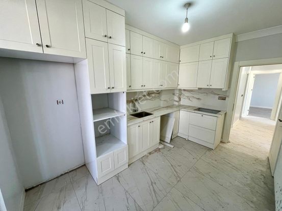 Amazon'dan Yenilenmiş Lüx Cadde Üzeri Satılık 3+1 Daire !!!