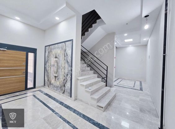 Mct'den Havuzlu Güvenlikli Site İçi 2+1 Kiralık Daire