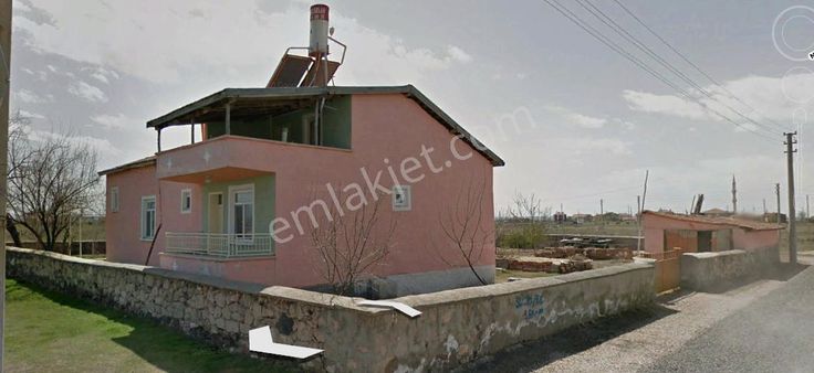 Satılık 2 Katlı Köşe Müstakil Ev Ve Arsa