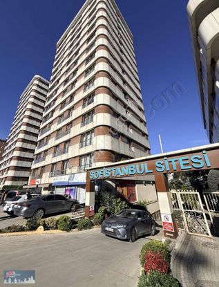 Ümraniye İnkılap Mh.1+0 Sofistanbul Sitesin,de Kiralık Daire