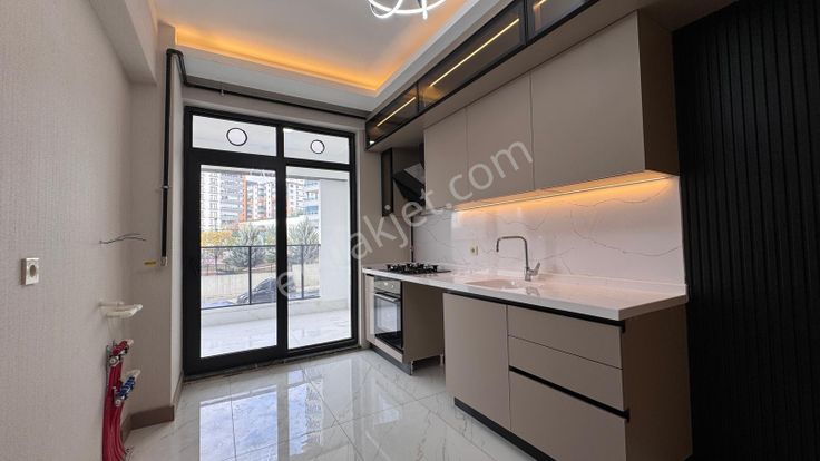 Kalecik Emlak'tan Sıfır 2+1 Katta Ultra Lüks Daire Fırsatı!!!!