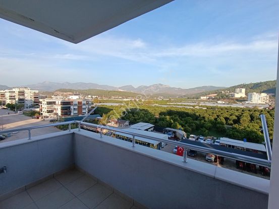 Kökce'den Kumluca Merkezde 3+1 Kilerli Ebeveyn Banyolu Manzaralı