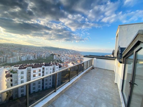 Sahibinden Güzelyalı Panorama Konaklarında Deniz Manzaralı 5+1, Dubleks