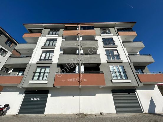 Ar-han Emlak’tan Tarla Sokak’ta Kiralık 2+1 Daire