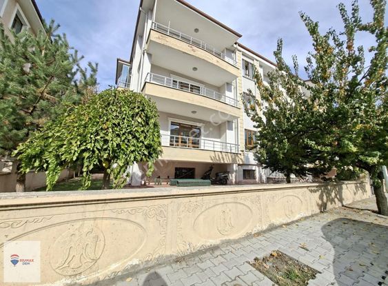 Remax Dem'den Demirkent Mahallesinde Fırsat Satılık 4+1 Daire