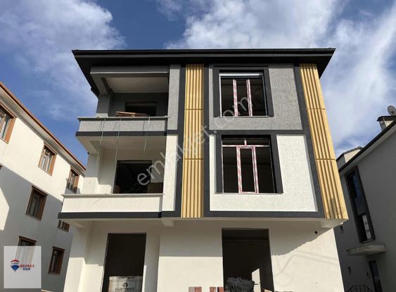 Remaxdem'den Awm Arkası 2+1 Alttan Isıtmalı Asansörlü Daireler