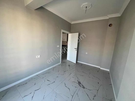 Balıkesir Alıeylül Fahri Kiraz Yakını Satılık 1+1 Sıfır Daire