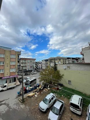 Buca Yıldız Mahallesi'nde Kiralık Daire (eşyasız 2+1)